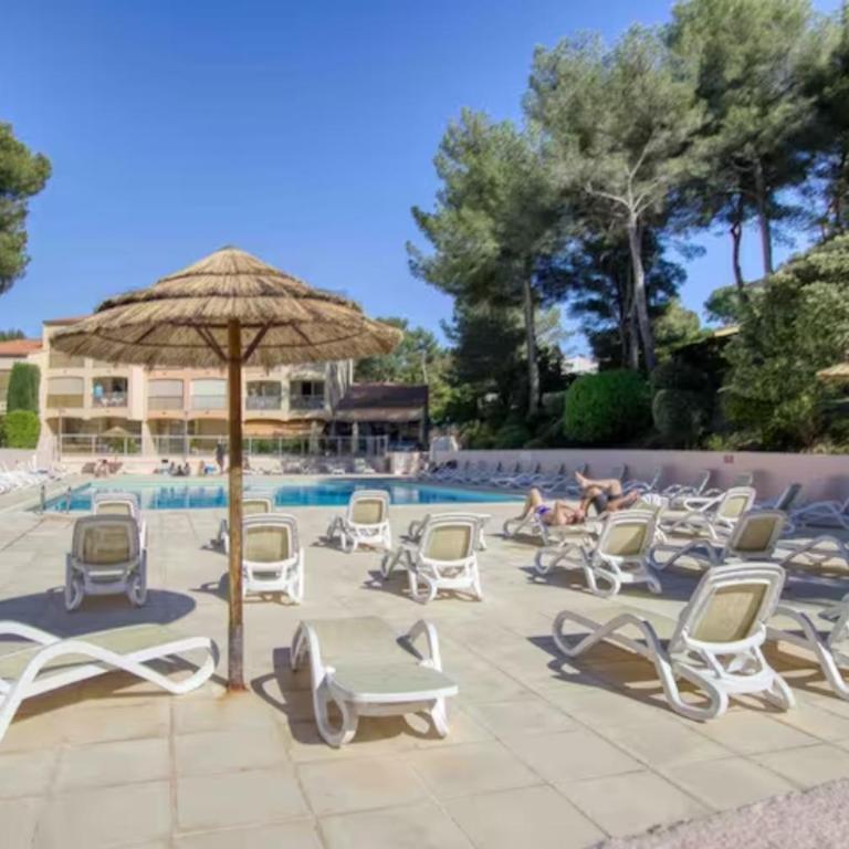 Appartement piscine tennis accès privé plage Joïa - Apartment mit 2 Schlafzimmern - 46