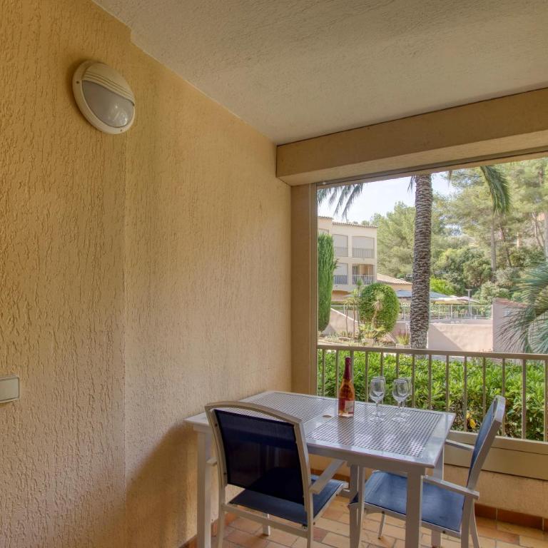 Appartement piscine tennis accès privé plage Joïa - Apartment mit 2 Schlafzimmern - 48