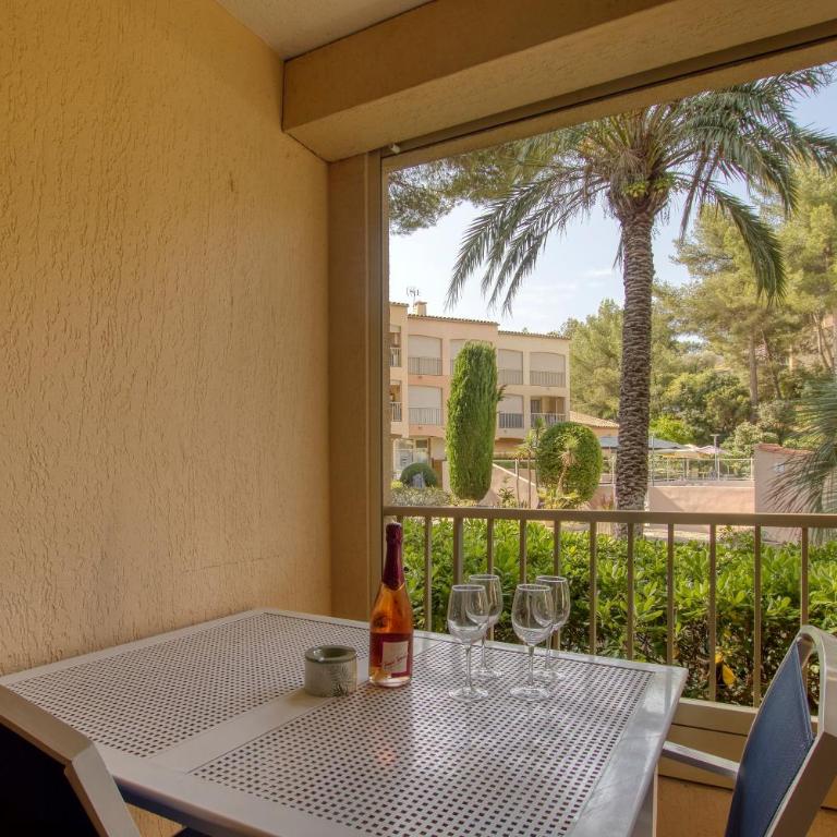 Appartement piscine tennis accès privé plage Joïa - Apartment mit 2 Schlafzimmern - 49