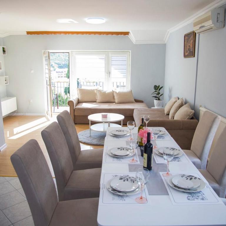 Apartman Puente Viejo Mostar - Three-Bedroom Deluxe Apartment - 9