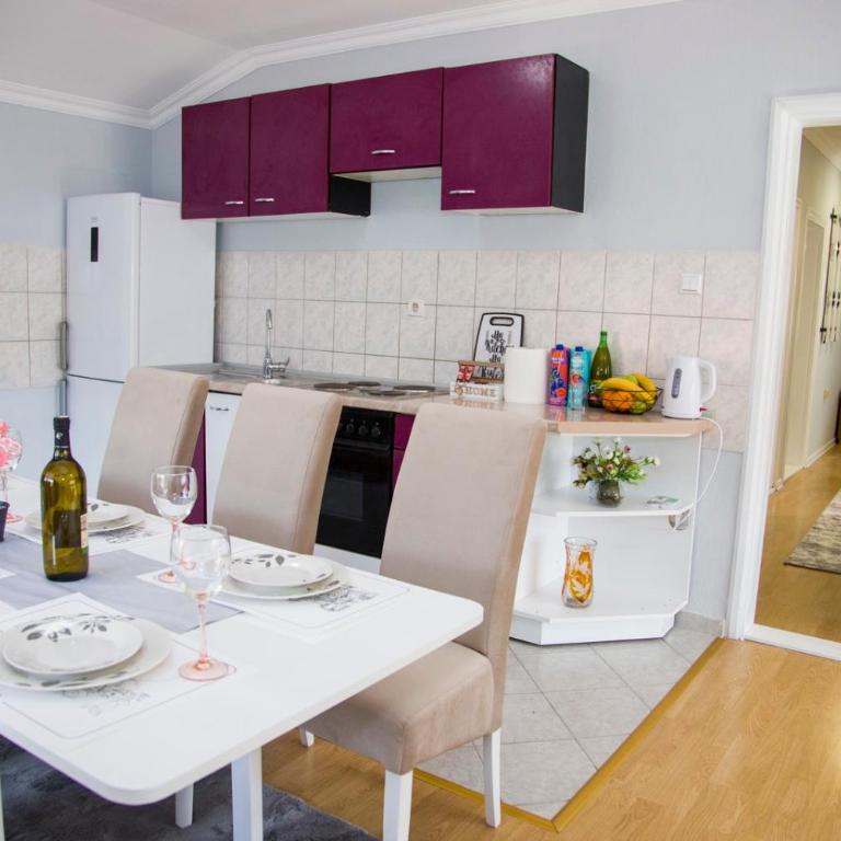 Apartman Puente Viejo Mostar - Three-Bedroom Deluxe Apartment - 31