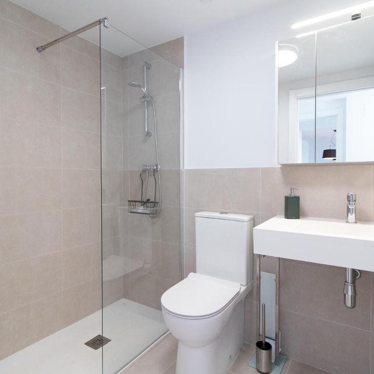 Global Vacacional, Moderno apartamento con dos terrazas con vistas al mar y a la montaña - Apartment mit Meerblick - 17