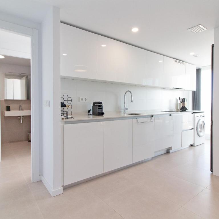 Global Vacacional, Moderno apartamento con dos terrazas con vistas al mar y a la montaña - Apartment mit Meerblick - 18