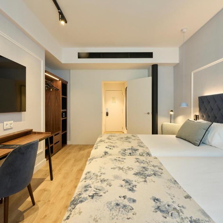 Catalonia El Pilar - Habitación Triple Premium - 5