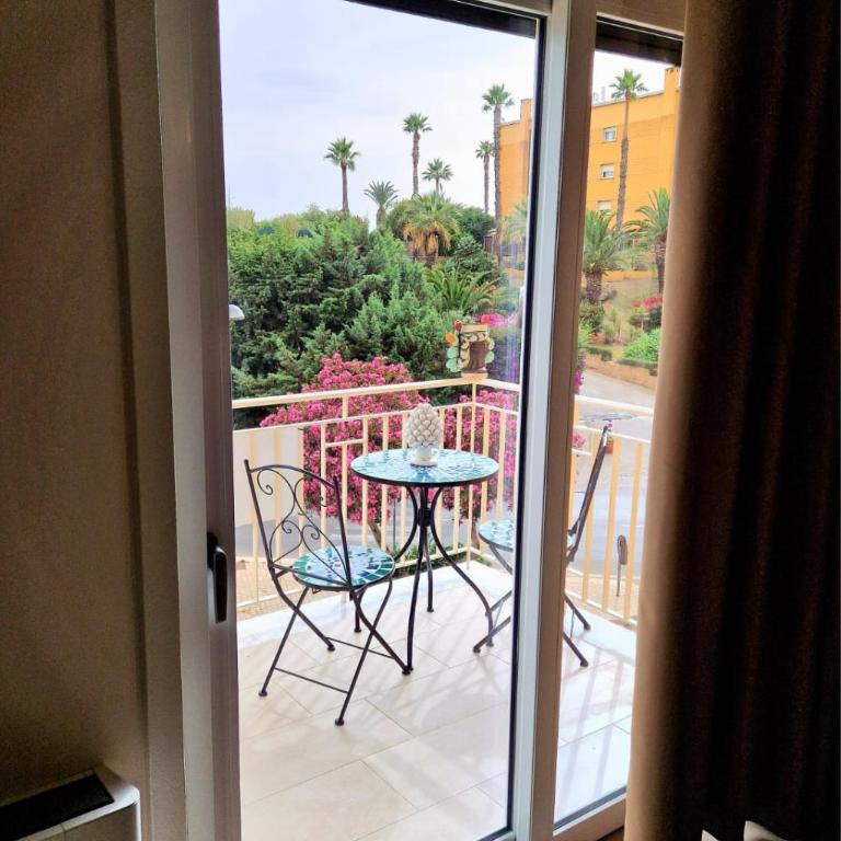 B&B Il Giardino Dei Templi - Camera Matrimoniale con Balcone e Vista Mare - 17