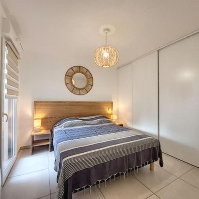 AGENCE JF IMMO -Belle villa climatisee 6 pers proche plage solarium piscine collective- V0755 - Villa 2 Chambres - 47