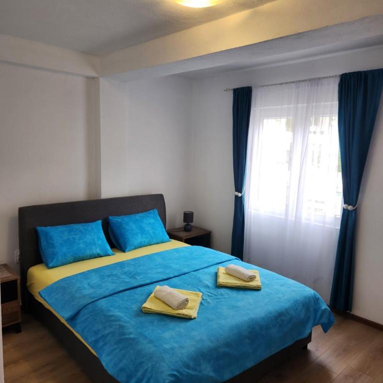 Apartment Tamara - Two-Bedroom Apartment - 4