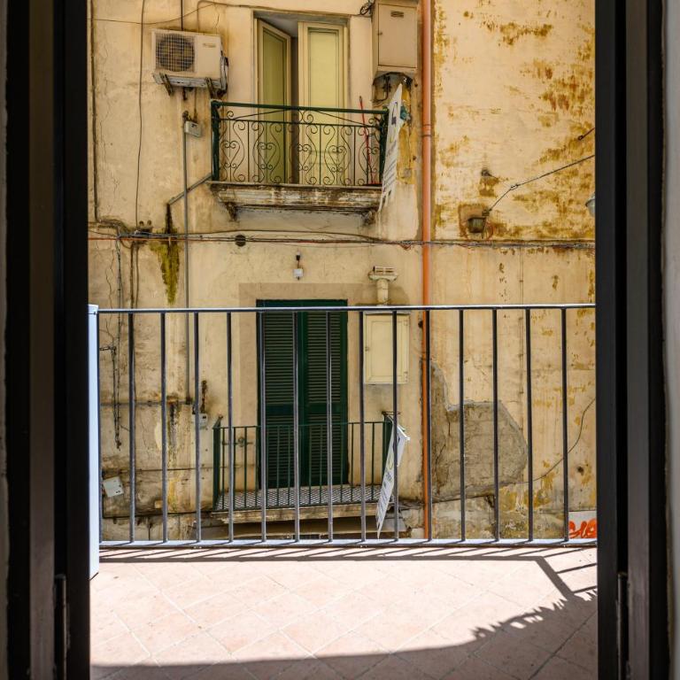 A Tazzulella - Vico Graziella 12 - Appartamento - 34