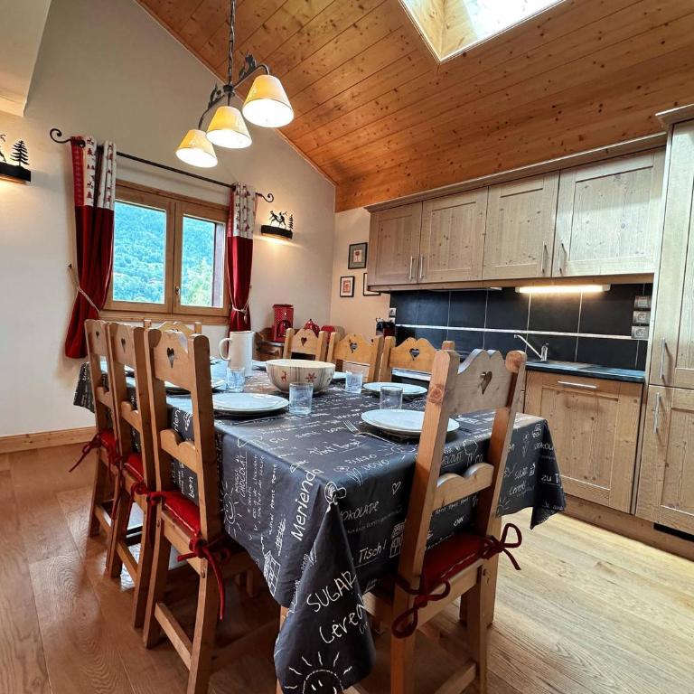 Spacieux duplex dans une résidence avec piscine - FR-1-624-137 - Appartement - 6