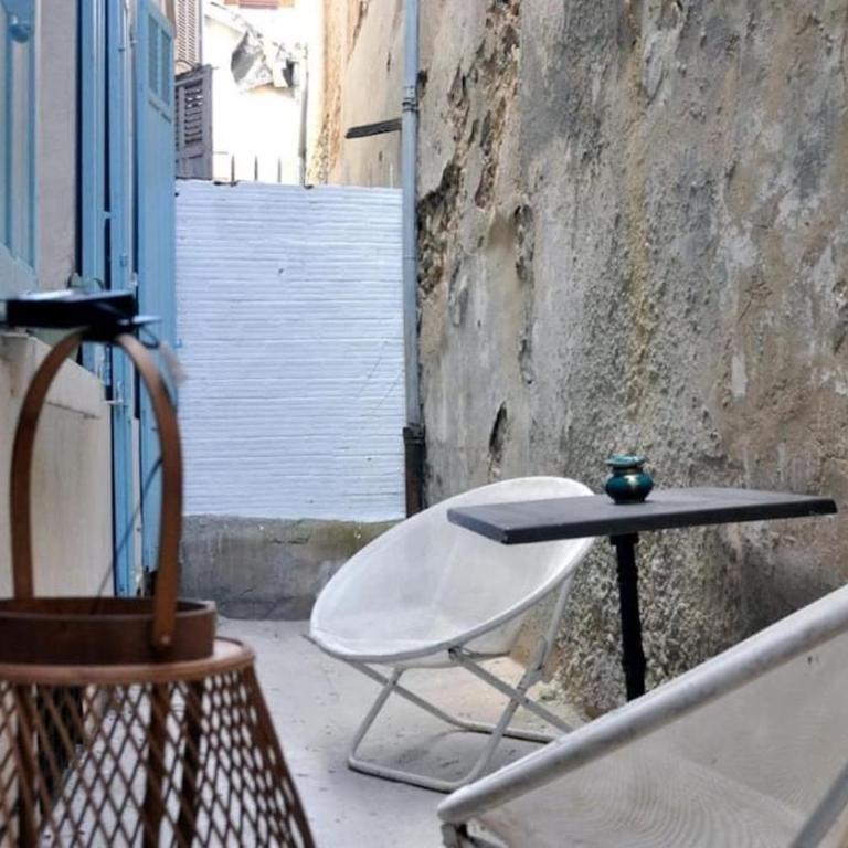 Spacieux appartement T4 avec cours privée - Apartment mit 3 Schlafzimmern - 15