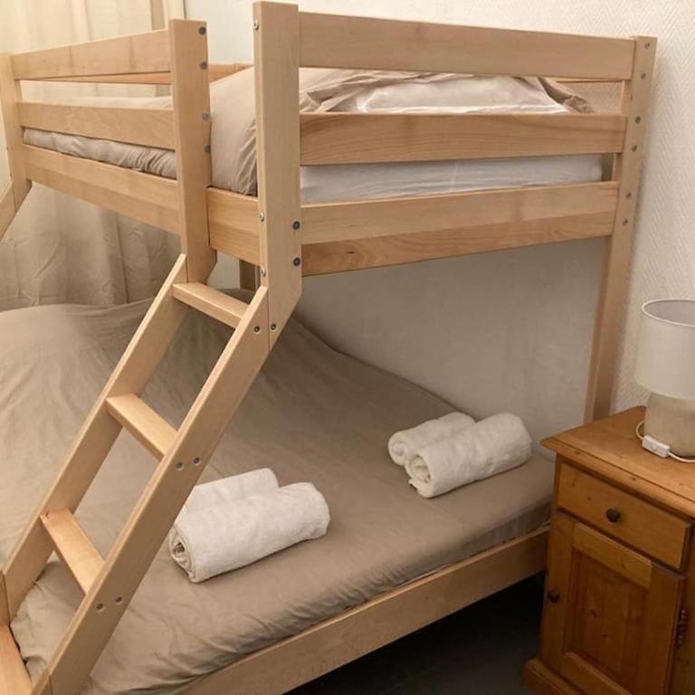 Spacieux appartement T4 avec cours privée - Apartment mit 3 Schlafzimmern - 16