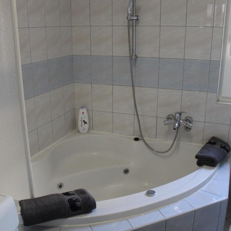 Mostar House - Kuća sa 3 Spavaće Sobe - 24