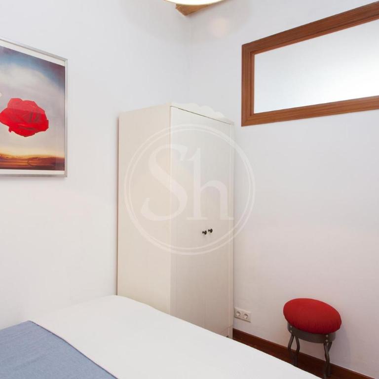 Tranquilo y luminoso apartamento en el Eixample - Two-Bedroom Apartment - 12