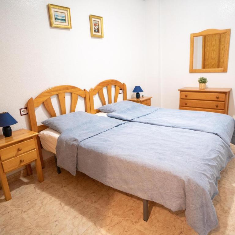 Piso con garaje en Torrevieja - Apartamento de 2 dormitorios con balcón - 7