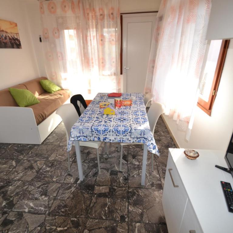 Park - Two-Bedroom Villa - 39