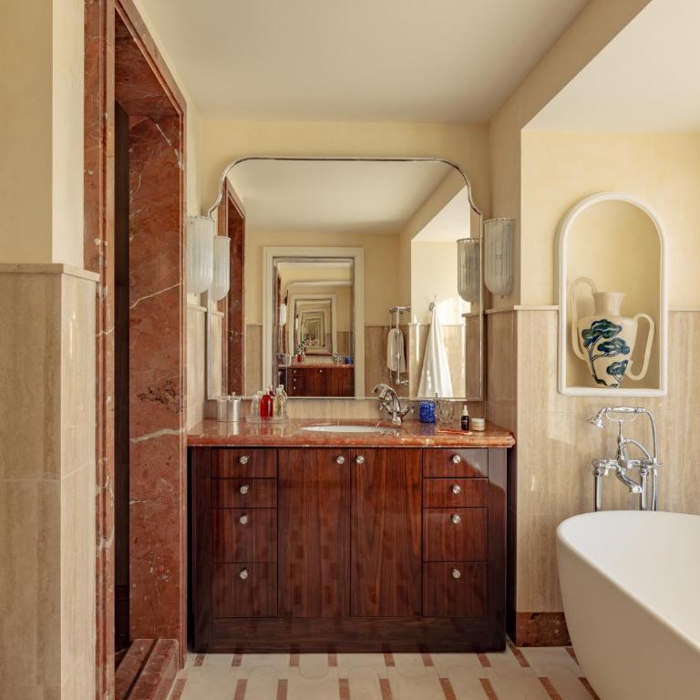 Casa Monti Roma - Suite with City View - 5