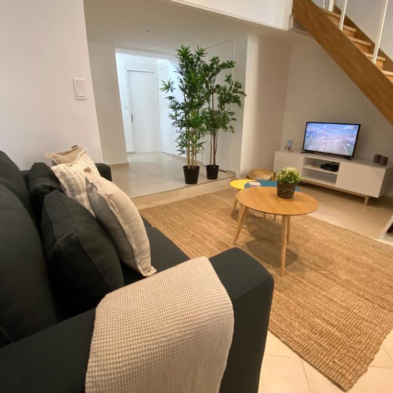 Le Guillaumont - Amazing 2-bedroom in the Old Town -StayInAntibes - Two-Bedroom Apartment - 15
