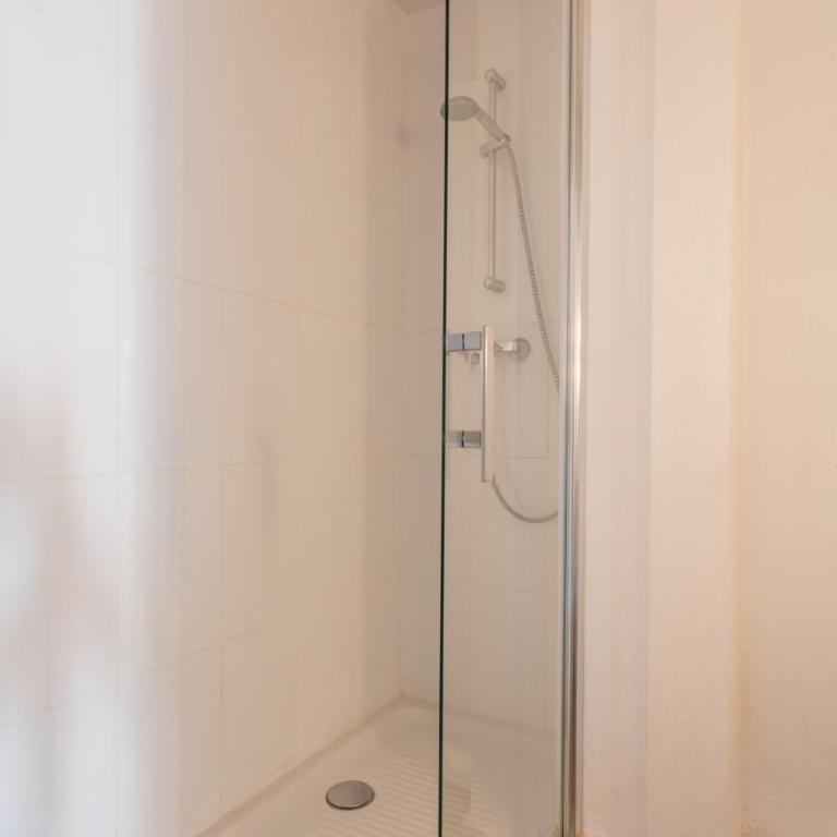 Résidence Pierre & Vacances l'Ange Gardien - Appartement 2 Chambres avec Climatisation et Terrasse (7 Personnes) - Vue sur Mer - 8