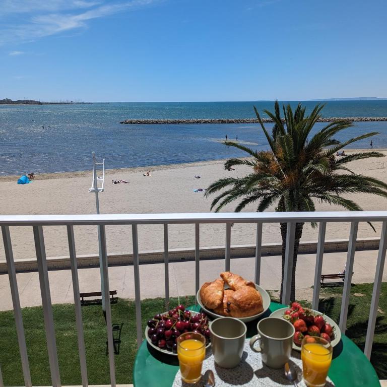 Sol-y-Days le Royal Grand studio centre ville vue mer avec parking - Studio - Vue sur Mer - 1