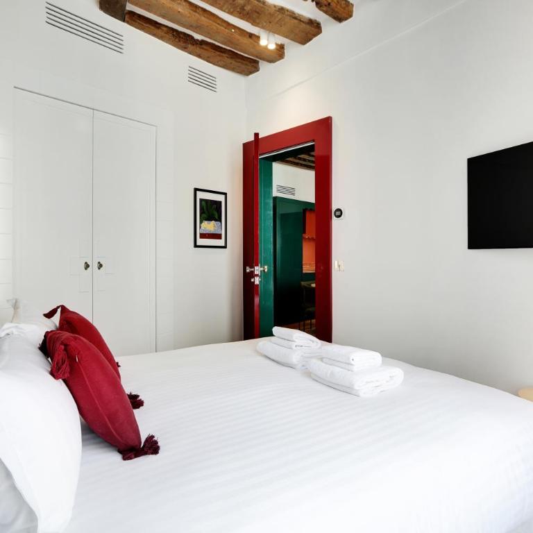 Paris Home Collection Serviced Apartments in Notre Dame - Rue Savoie - Appartement 2 Chambres - 10