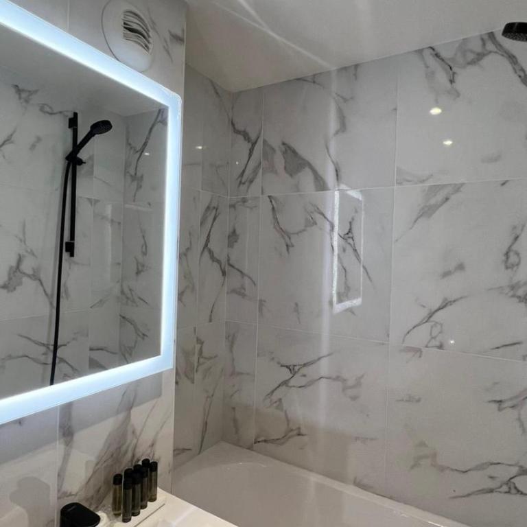 Hôtel Lebron - Chambre Double - 4