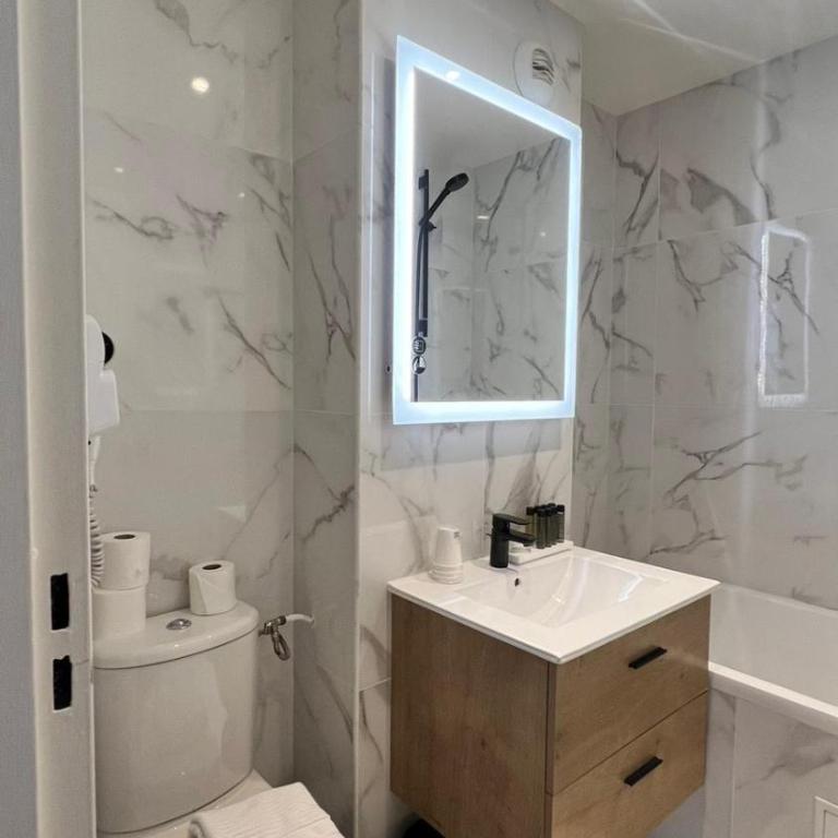 Hôtel Lebron - Chambre Double - 3