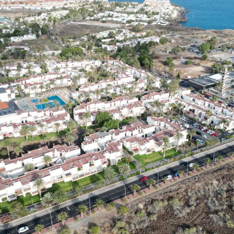 Primavera Tranquil Retreat 2-Bedroom Apartment with Balcony, Garden View & Fiber WiFi - Apartamento de 2 dormitorios - 19