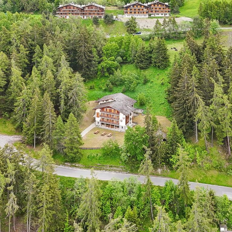 Chalet de l Ours VUE & NATURE Appart Pregny 8 pers - Apartment mit Balkon - 14