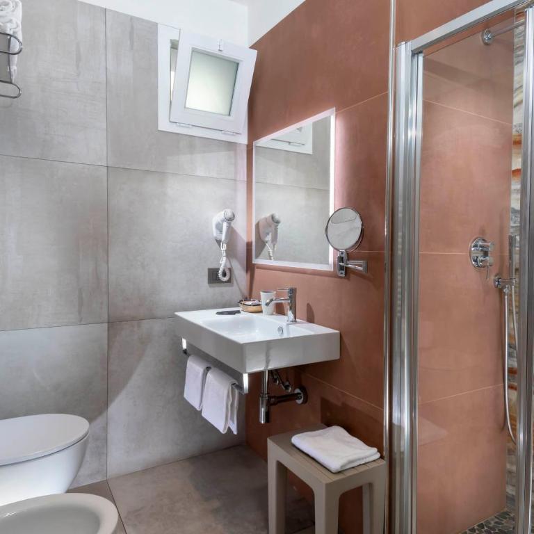 B&B Primrose Residence Hotel - Camera Quadrupla Comfort - 3