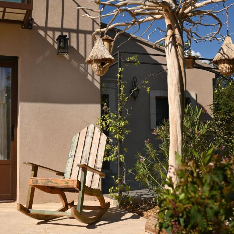 Super Promo Fantastique VILLA LE BRUSQUET au pied du mont Ventoux - Villa - 42