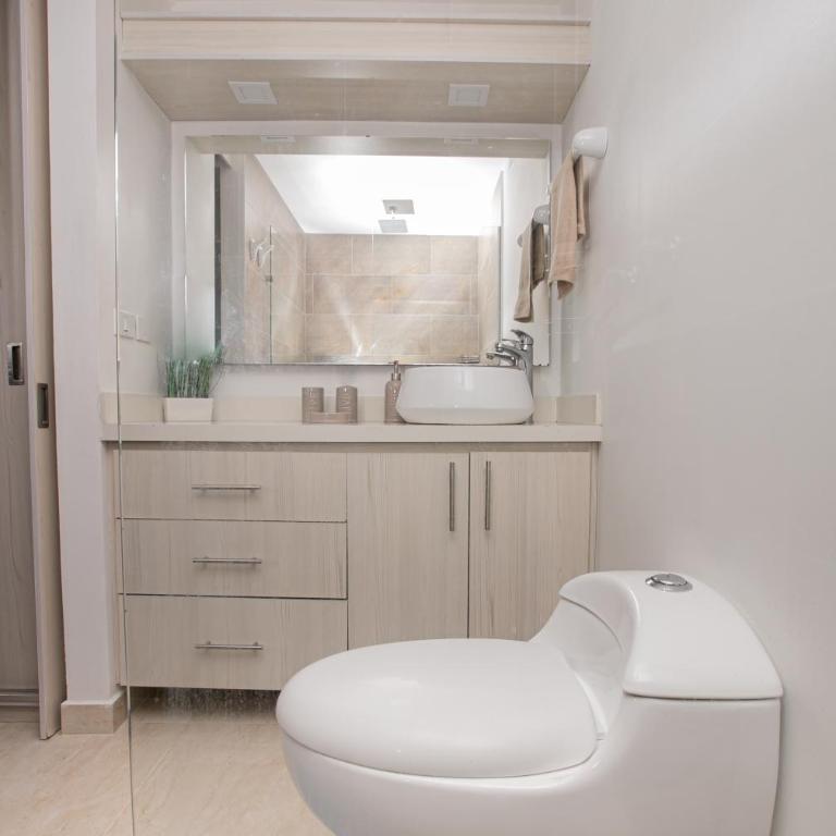 Elegante Apto en el Poblado! Vista Fabulosa - One-Bedroom Apartment - 18