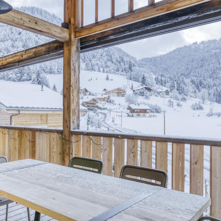 Grand chalet récent avec Jacuzzi, ski au pied - Chalet - 7