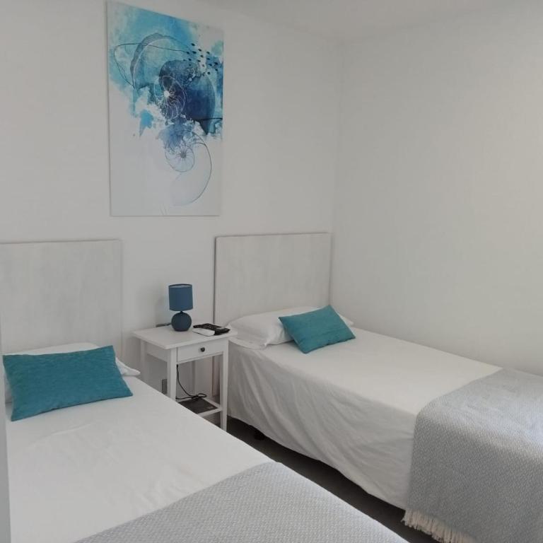 Nunoli Duplex Luxury Playa Blanca - Three-Bedroom House - 25