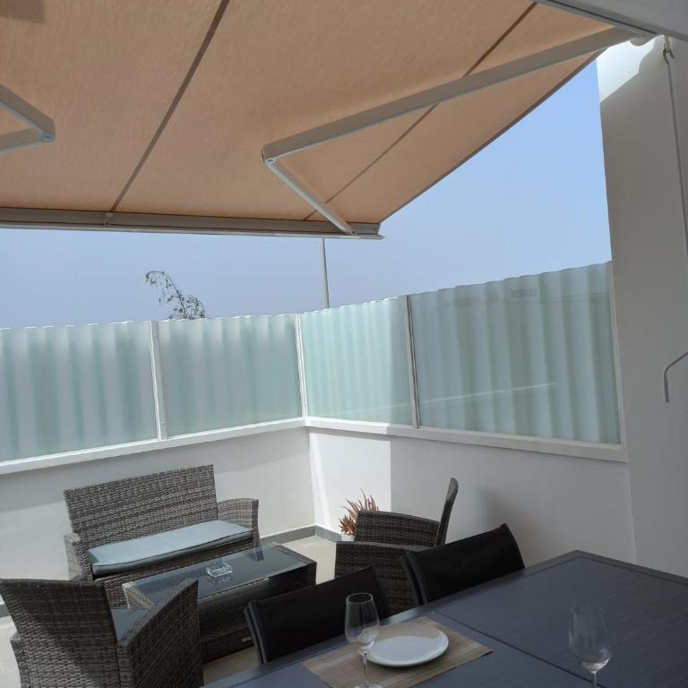 Nunoli Duplex Luxury Playa Blanca - Three-Bedroom House - 29
