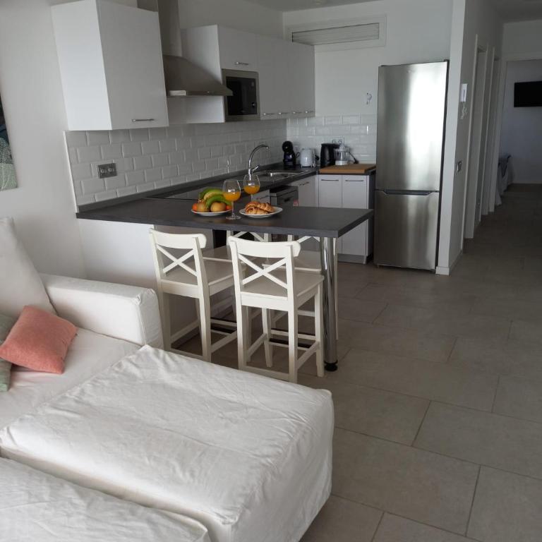 Nunoli Duplex Luxury Playa Blanca - Three-Bedroom House - 3