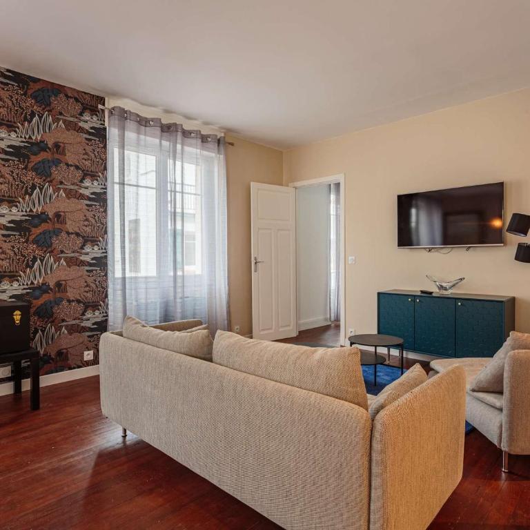 Bel appartement moderne à 2 pas de la plage et rue piétonne, centre-ville, calme, WIFI inclus - FR-1-4-692 - Apartment - 2