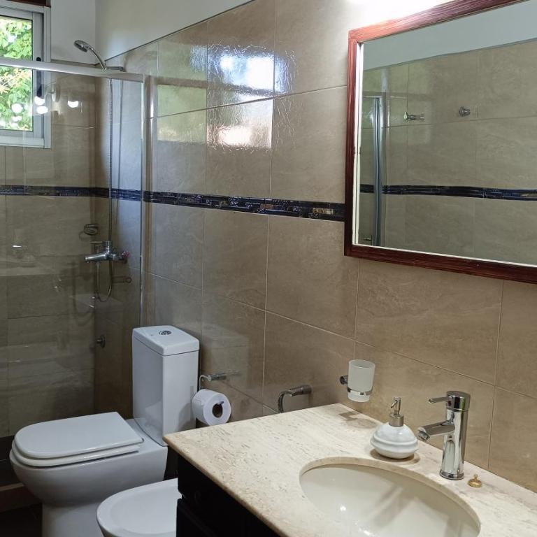 Casa independiente en Malvín - Two-Bedroom House - 39