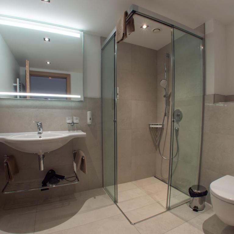 Hotel Tipotsch - Deluxe Doppelzimmer mit Balkon - 8