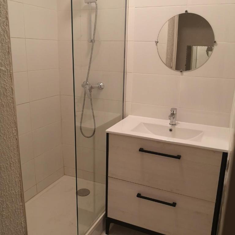 Centre Marseille - 6 personnes - balcon - Apartment mit 2 Schlafzimmern - 4