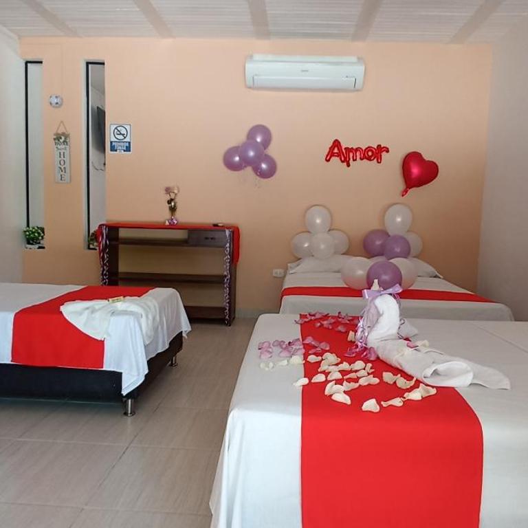 Hotel Inversiones Napoles - Habitación Triple - 1
