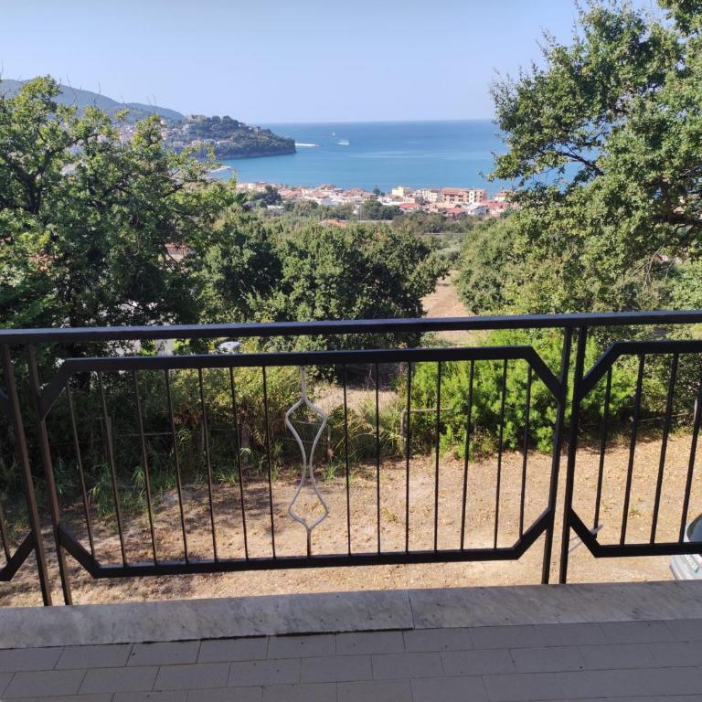 Querce vista mare - Appartamento con 2 Camere da Letto - 2
