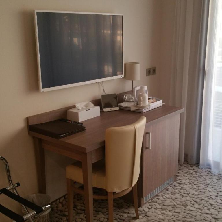Villa Azur - Chambre Double Classique - Vue sur Rue - 1