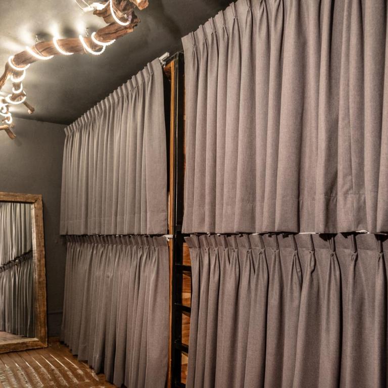 Homestal California Hostal en Tlaquepaque - Bed in 6-Bed Mixed Dormitory Room - 6