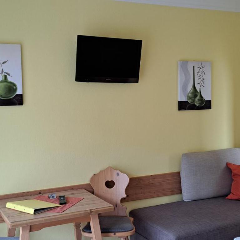 Gästehaus Steger - Doppelzimmer mit Balkon - 5