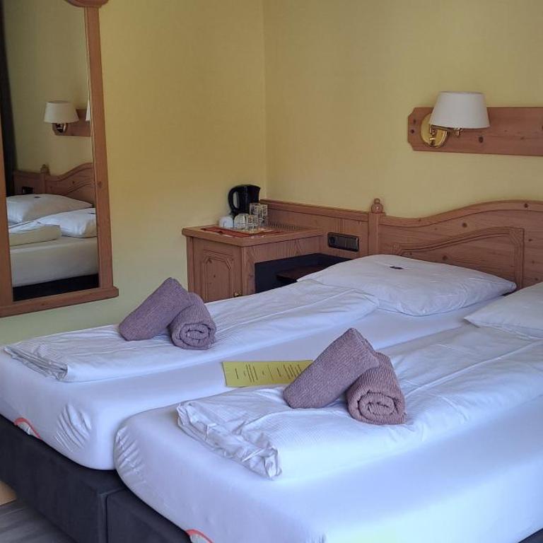 Gästehaus Steger - Doppelzimmer mit Balkon - 4