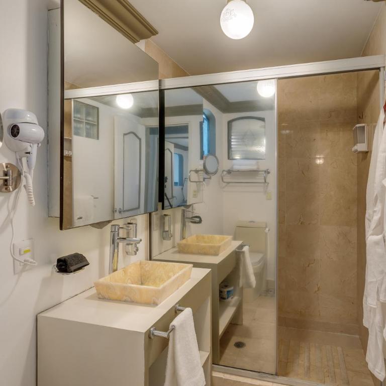 The Condesa House - Triple Room - 3