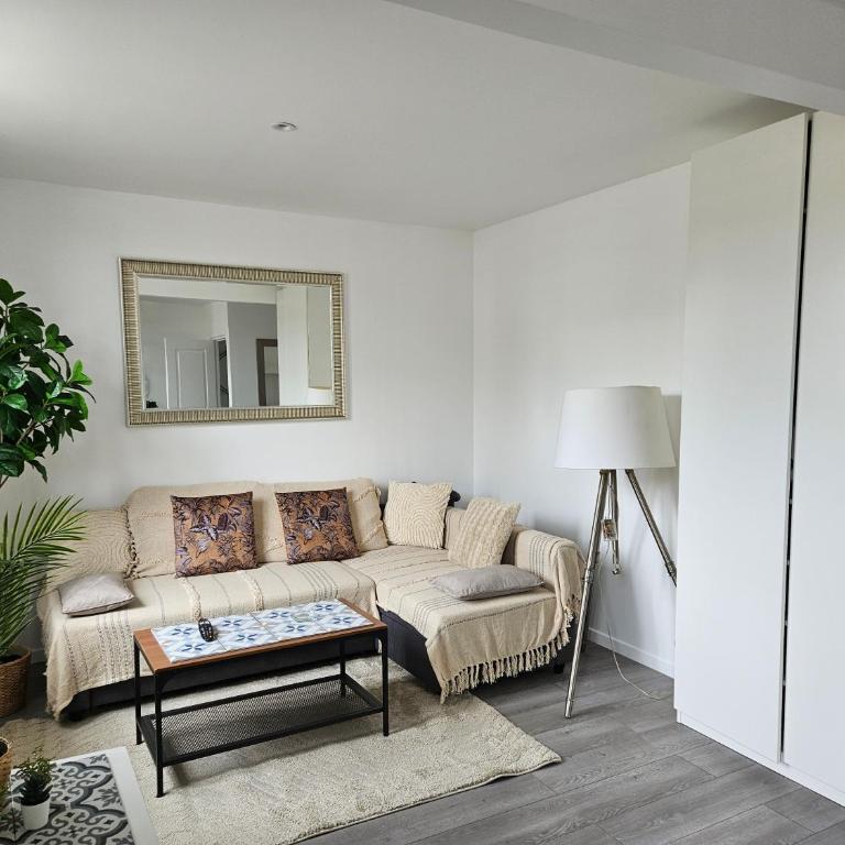 spacieux duplex Stade de France 24 pour 4 personnes - One-Bedroom Apartment - 1