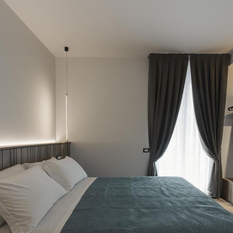 Dimora Don Minzoni - Triple Room with Balcony - 2