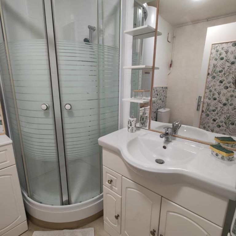 Studio Comète - Echappée douce à Saint Mandrier - Apartment mit 1 Schlafzimmer - 11