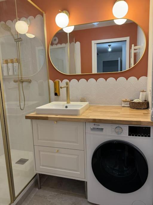 Le Repaire Elégant - Two-Bedroom Apartment - 16